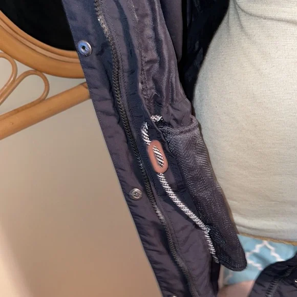 Eddie Bauer black raincoat 2XL - Picture 3 of 9